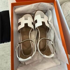 Hermes Santorini White Sandals with Ankle Strap -37
